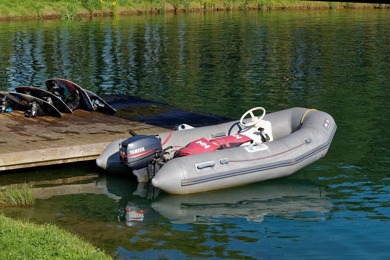 5 Best Small Lake Fishing Boat Options